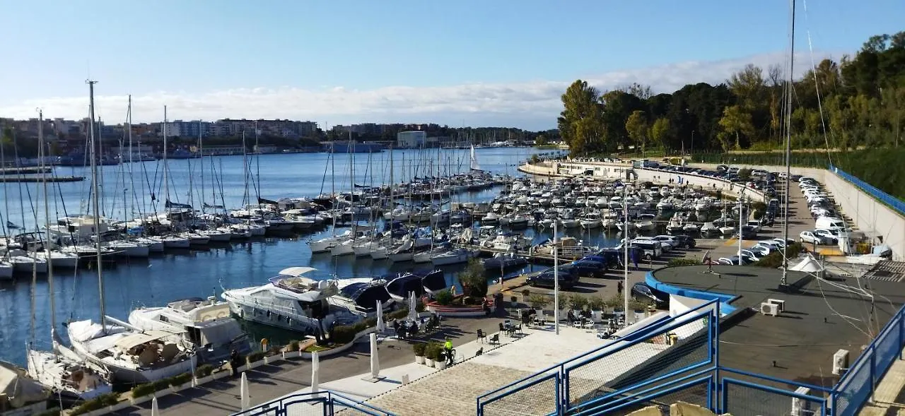 Largo Otranto - Guest House Brindisi