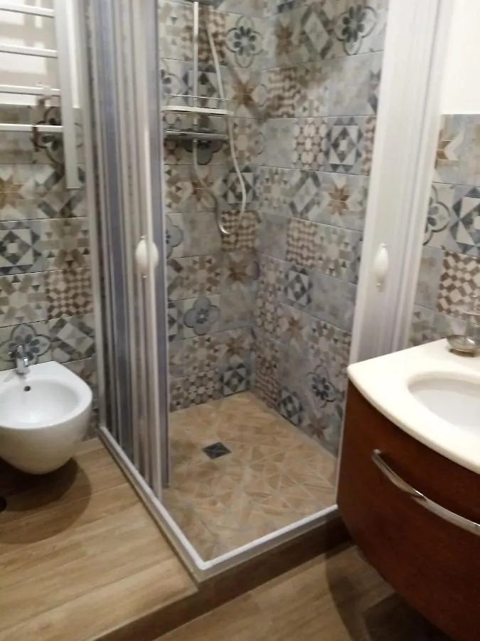 Largo Otranto - Guest House Brindisi
